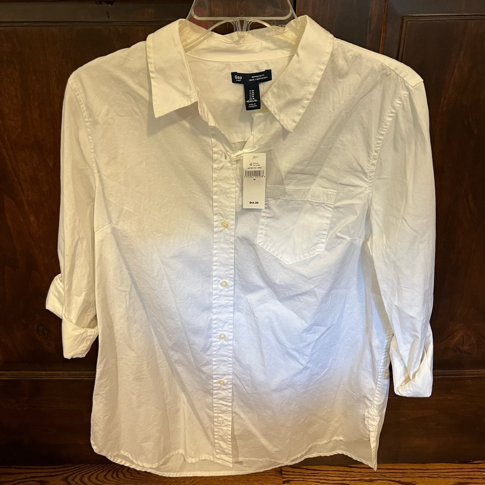NWT Gap Button Down